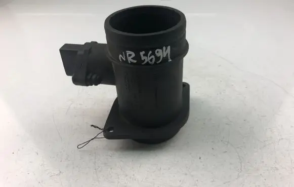 Volkswagen PASSAT B5 Mass air flow meter 0281002216