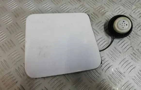 Nissan Pulsar Front tow hook cap/cover 622A03ZL0H 3472 NSP2