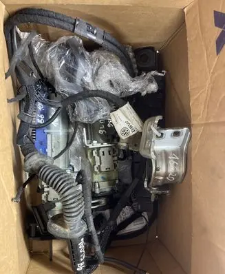 Volkswagen PASSAT B6 Trim molding Bagažinės dangčio uždarymo