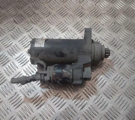 Volkswagen Polo IV 9N3 Starter motor 0986020300