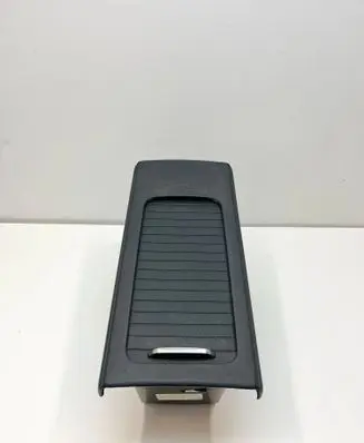 Mercedes-Benz SL R231 Glove box A2316804600 2316804600