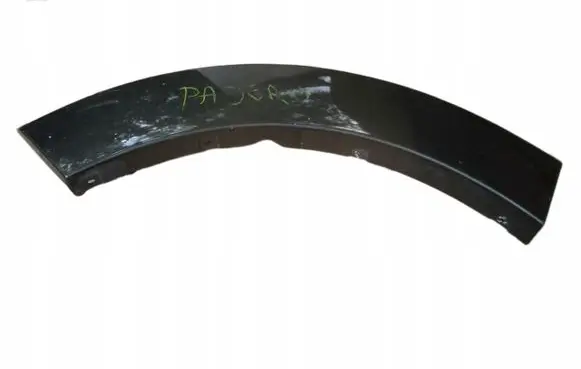Mitsubishi Pajero Rear arch trim 7407A098
