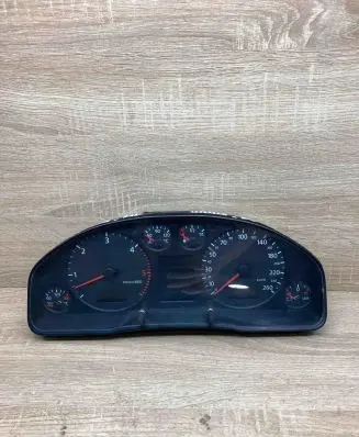 Audi A6 S6 C5 4B Speedometer (instrument cluster) 4B0920981K