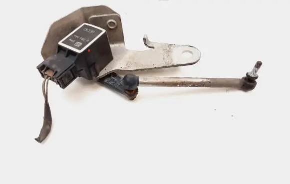 Headlight/headlamp level sensor
