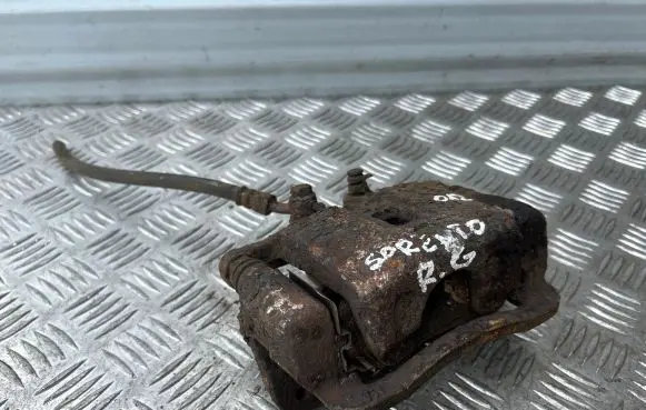 KIA Sorento Rear brake caliper