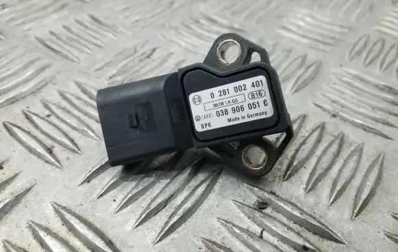 Audi A4 S4 B8 8K Air pressure sensor 0281002401 038906051C