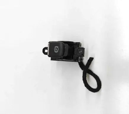 Maserati Ghibli Hand parking brake switch 670110722