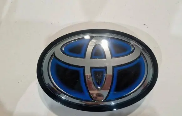 Toyota RAV 4 (XA50) Manufacturer badge logo/emblem 53141-33130 5314133130 53141-33140