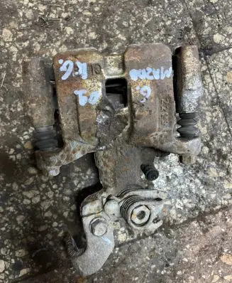 Rear brake caliper