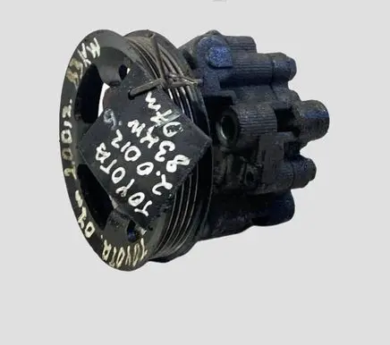 Toyota Avensis T250 Power steering pump