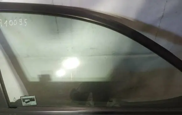 Mitsubishi Space Star Front door window glass four-door as2