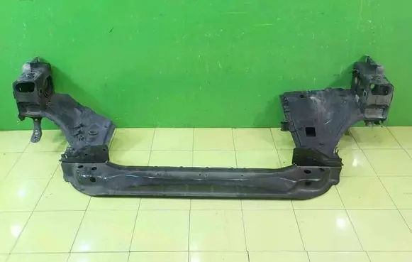 Land Rover Range Rover Sport L320 Radiator support slam panel WZMOCNIENIE