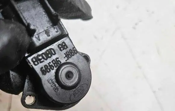 Ford Focus Sensor 988F98989