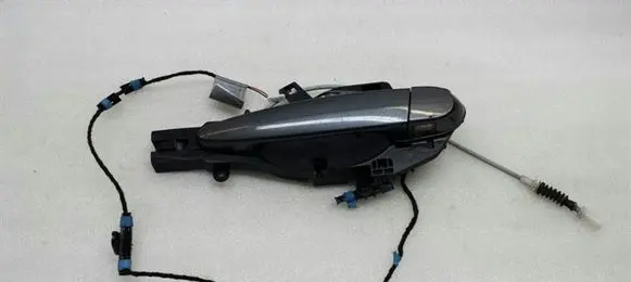 BMW 1 E81 E87 Front door exterior handle/bracket 7200935
