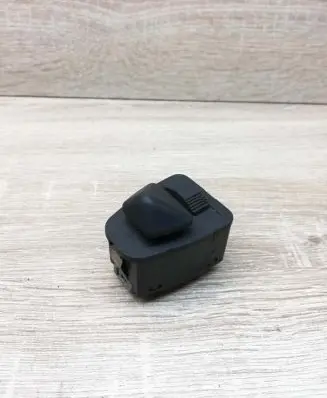 BMW 3 E46 Wing mirror switch 8373692