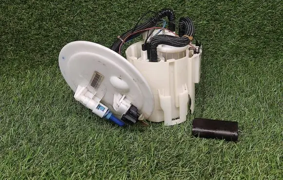 Opel Astra H In-tank fuel pump 13238851 0580314196 VB1038379
