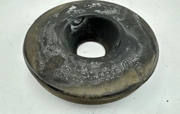 Audi Q2 - Rear coil spring rubber mount 8J0512149