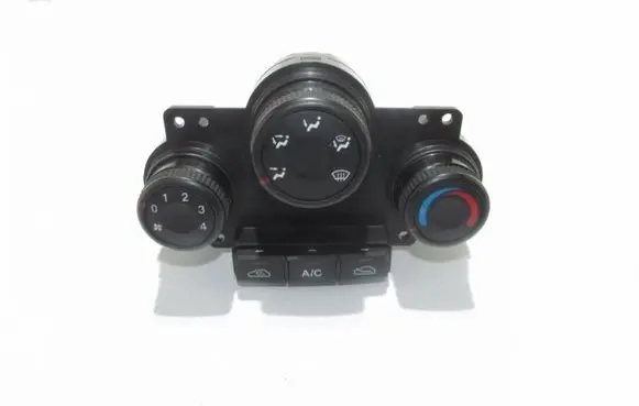 KIA Carens I Climate control unit ok2fa61190