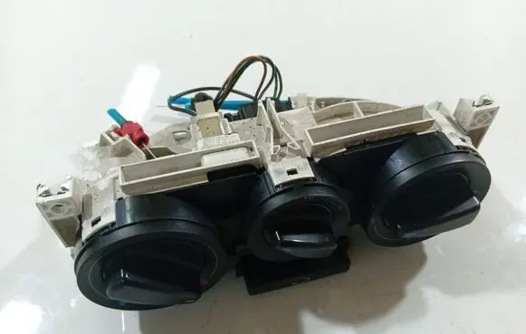 Volkswagen PASSAT B6 Climate control unit 1J0819045G
