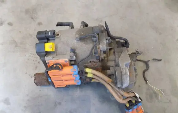 Citroen DS5 Electric car motor 