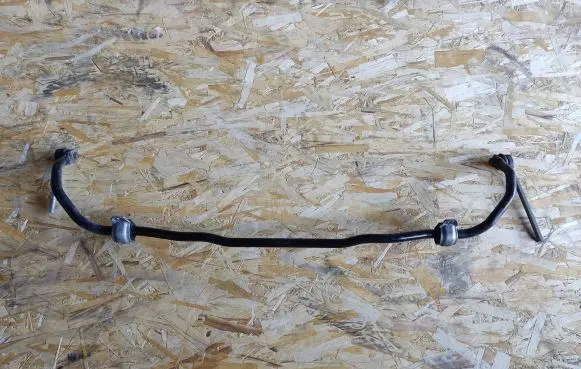 Audi A1 Front anti-roll bar/sway bar 2Q0411303P 0404190532