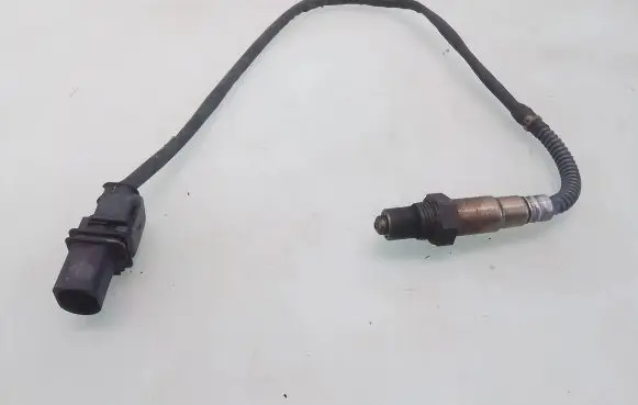 Volkswagen PASSAT B6 Lambda probe sensor 03G906262A