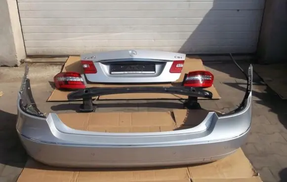 Mercedes-Benz E W212 Set of end parts 