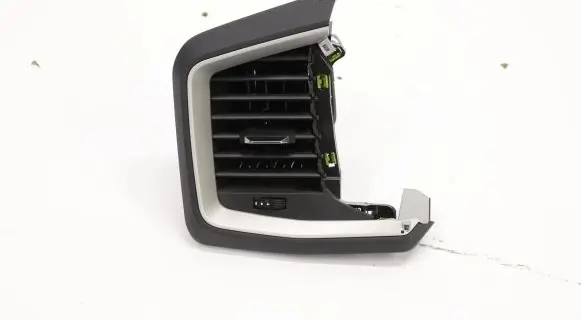 Audi A1 Dash center air vent grill 82B820901A