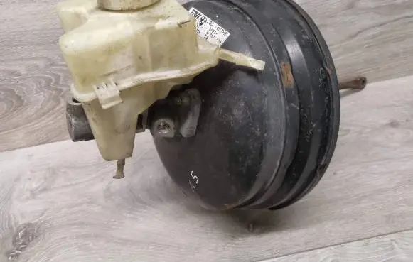 BMW X5 E53 Brake booster 6757706 3433 LSC145THE