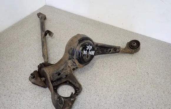 Toyota RAV 4 (XA20) Rear suspension control arm 