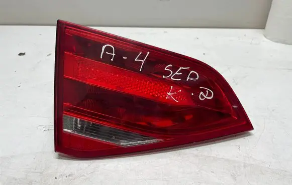 Audi A4 S4 B8 8K Tailgate rear/tail lights 8K5945093D