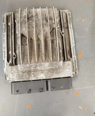 BMW 1 F20 F21 Engine control unit/module 7599881