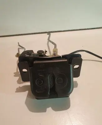 KIA Sorento Tailgate/trunk/boot lock/catch/latch 812303E000