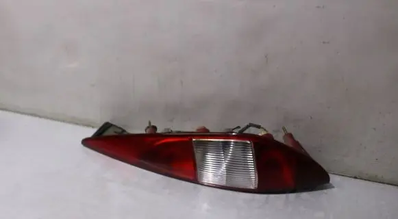 Ford Mondeo Mk III Rear/tail lights
