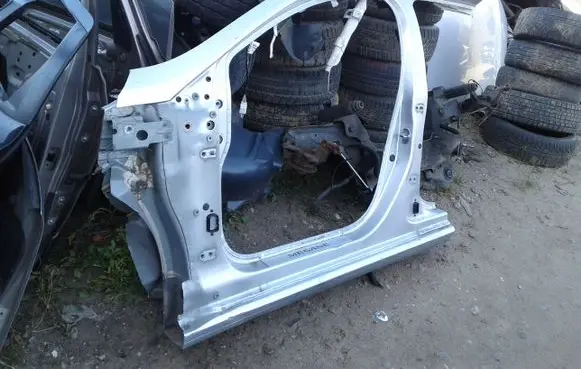 Renault Megane IV Front quarter panel 