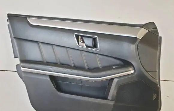 Mercedes-Benz E W212 Front door card panel trim