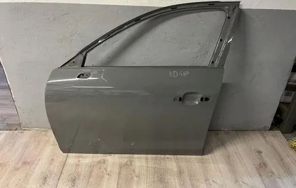 Audi A4 S4 B9 8W Front door