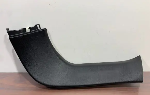 Mitsubishi Outlander IV Tailgate trim 7224A312ZZ
