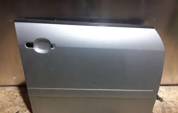Audi A2 Front door