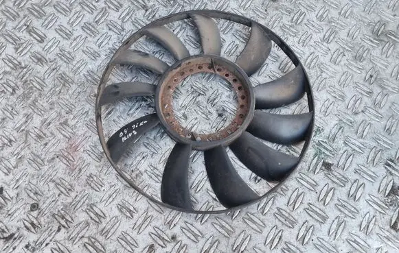 Volkswagen PASSAT B5 Fan impeller 058121301B