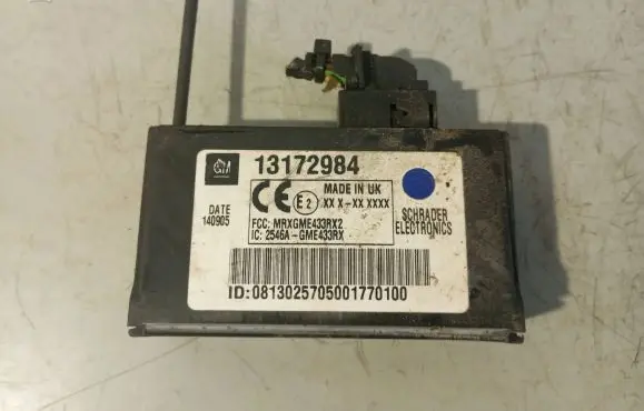 Opel Vectra C Tire pressure sensor 13172984 M0XGMZ433RX2