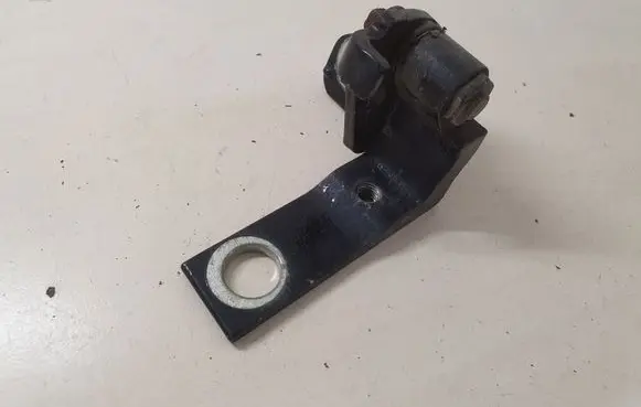 Ford S-MAX Rear door lower hinge
