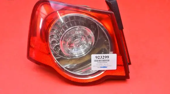 Volkswagen PASSAT B6 Rear/tail lights 3C5945095C