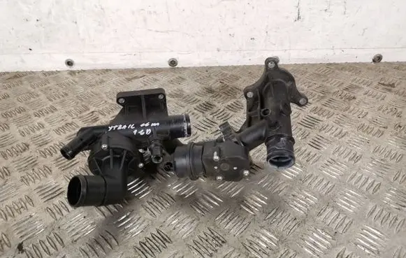 Nissan X-Trail T32 Engine coolant pipe/hose 110614599R