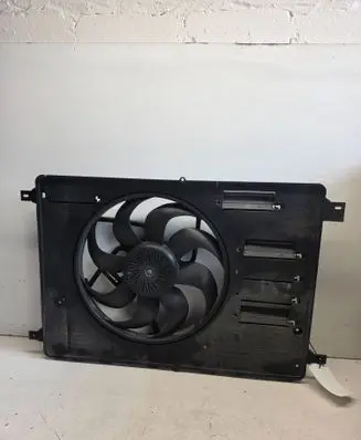 Volvo S60 Electric radiator cooling fan 8240513