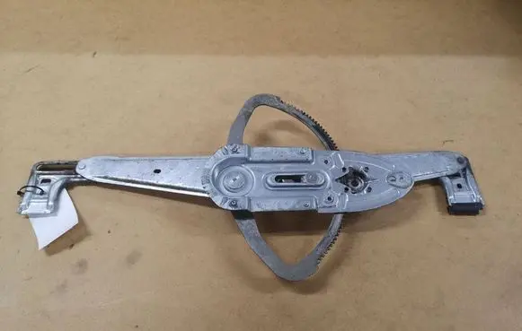 Ford Focus Front window lifting mechanism without motor 3M51R23200BC