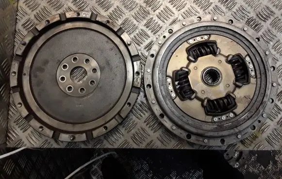 Lexus GS 300 350 430 450H Clutch set kit 8C180598