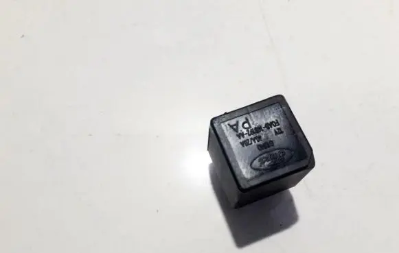 Ford Focus Other relay f0ab14b192aa