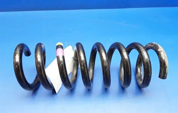 Mercedes-Benz C W204 Rear coil spring