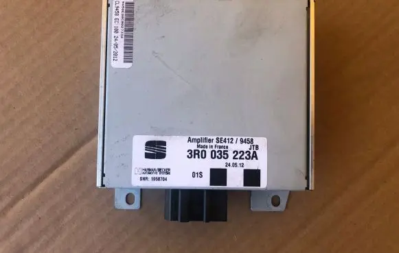 Seat Exeo (3R) Sound amplifier 3r0035223A